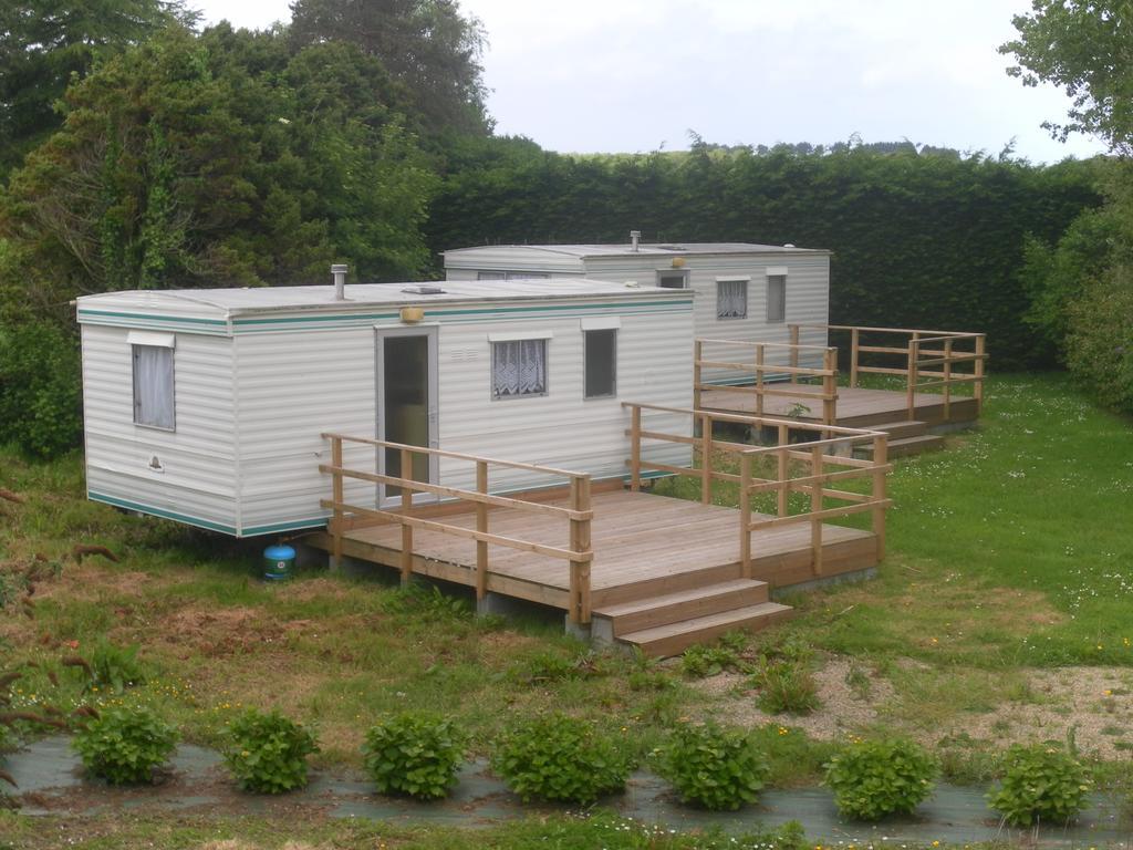 Les Mobile Home De Kerroyal Garlan Ngoại thất bức ảnh