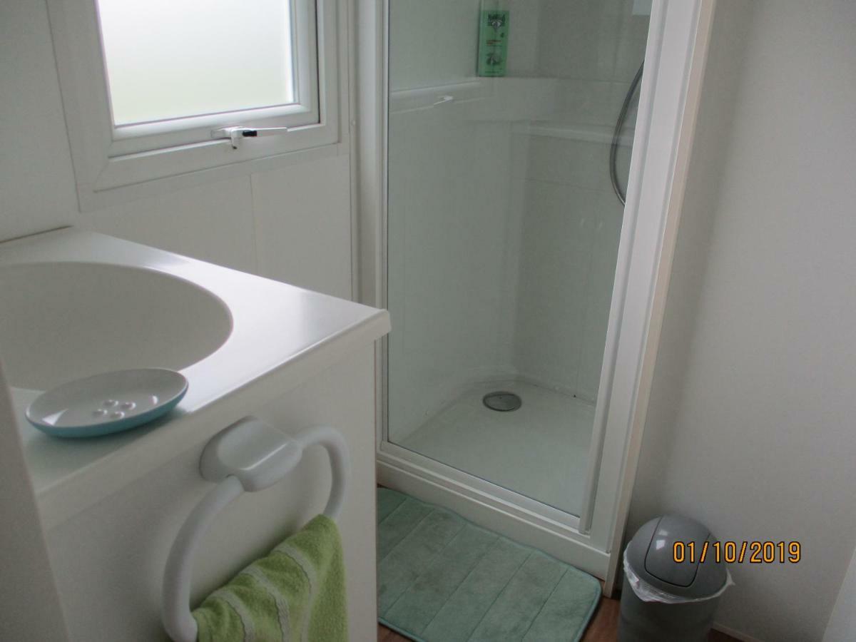 Les Mobile Home De Kerroyal Garlan Ngoại thất bức ảnh