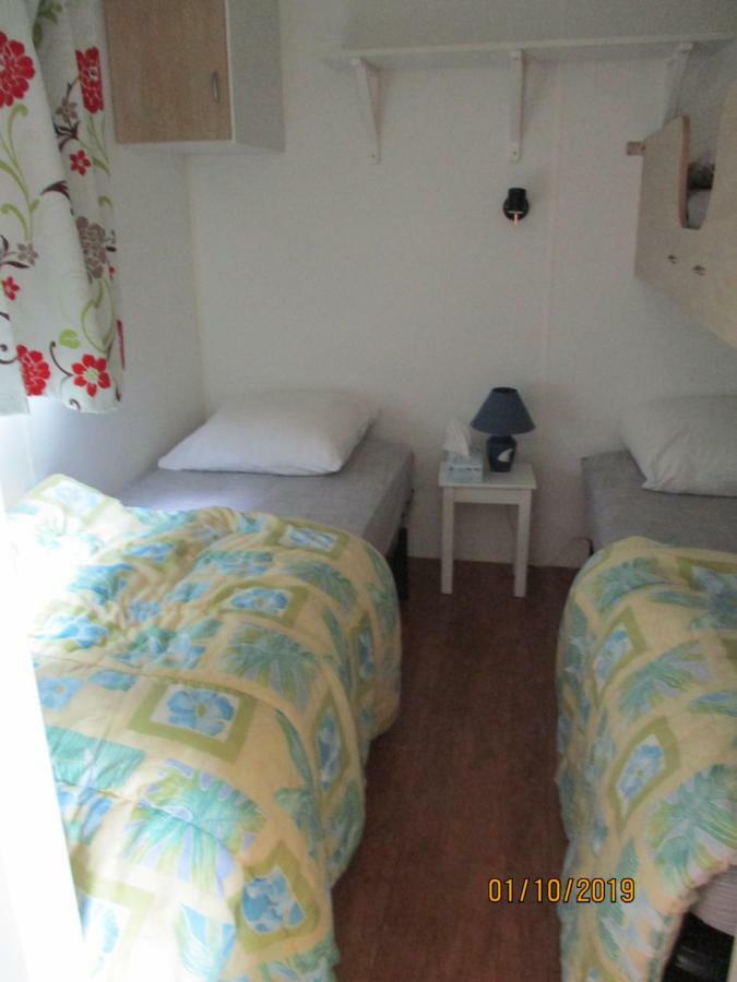Les Mobile Home De Kerroyal Garlan Ngoại thất bức ảnh