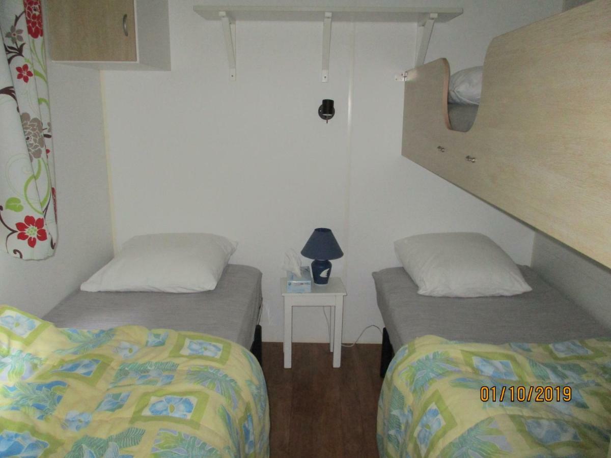 Les Mobile Home De Kerroyal Garlan Ngoại thất bức ảnh