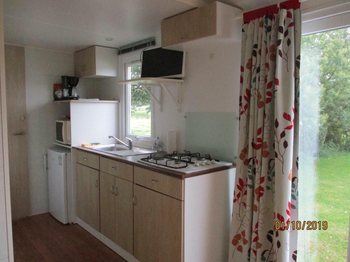 Les Mobile Home De Kerroyal Garlan Ngoại thất bức ảnh