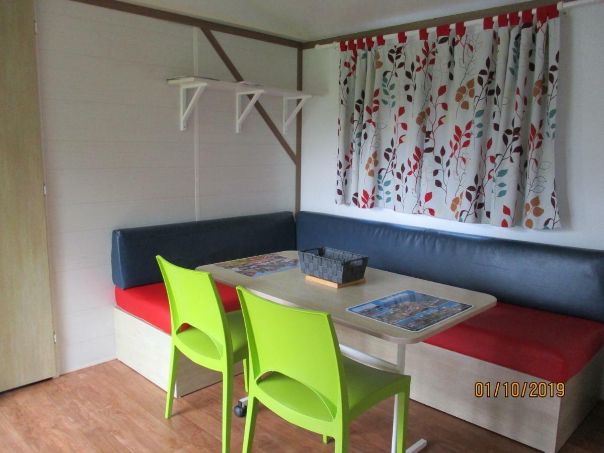 Les Mobile Home De Kerroyal Garlan Ngoại thất bức ảnh